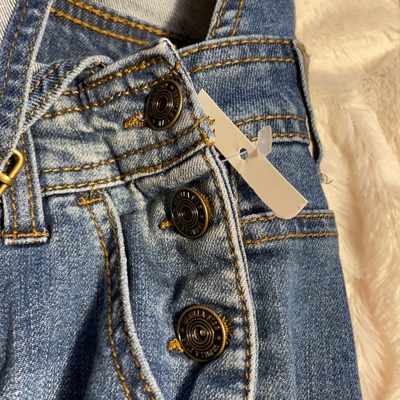 Vanilla Star Distressed Denim Jean Shortall - Picture 9 of 12